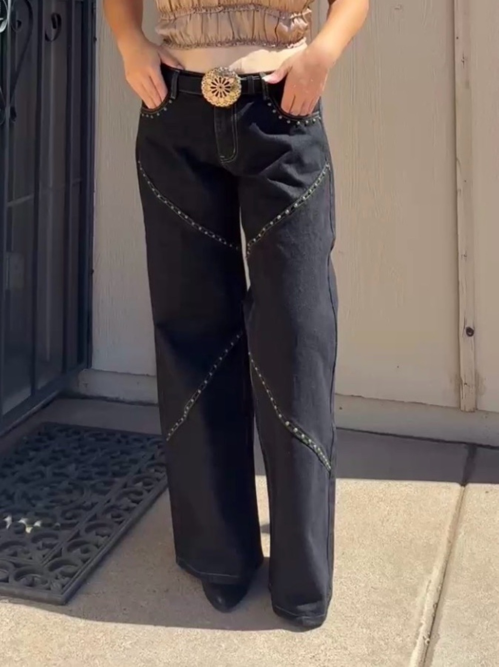 Western Women's Black Wide-Leg Jeans with Stud Detail - Picture 2 of 11
